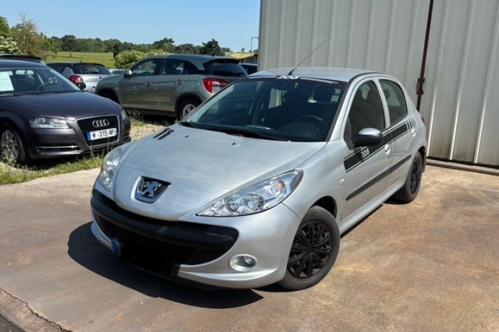 PEUGEOT 206+