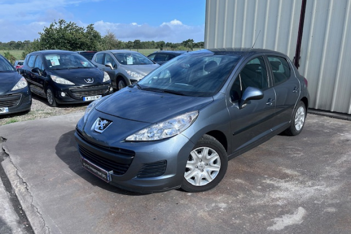 PEUGEOT 207