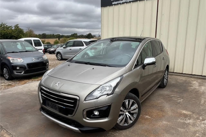 PEUGEOT 3008
