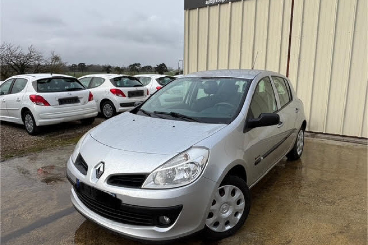 RENAULT CLIO III